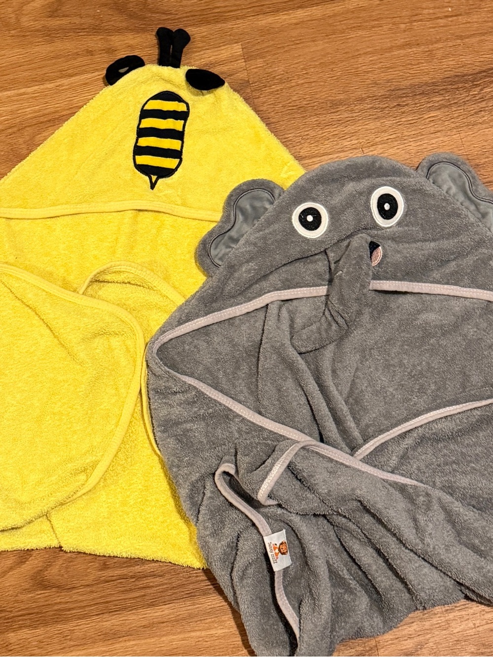 Kids Hooded Towel Set - Yellow Bee & Gray Elephant
